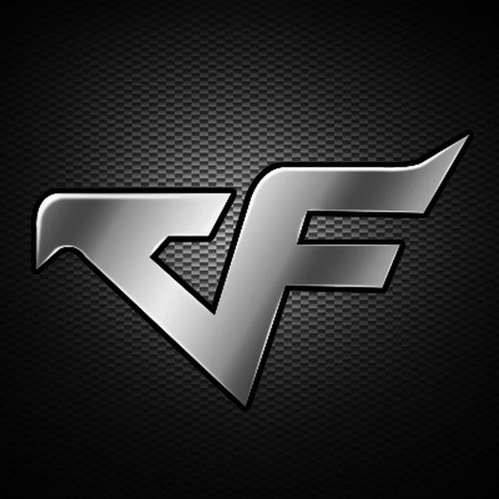 WE分享Shanks和MISSING合影：向上，要向经历过的挚友请教