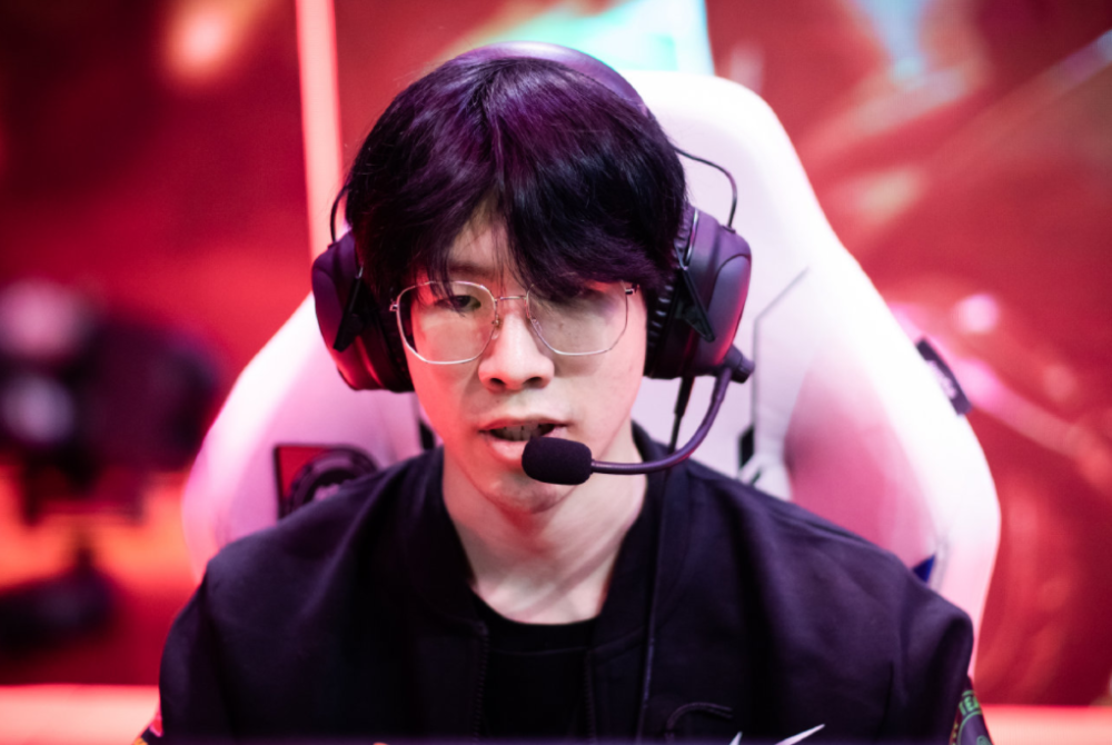 LEC媒体人Wooloo发推： 搞定了！Prince明年将在LCS进行比赛，因为他现在已经和FlyQuest达成签约。