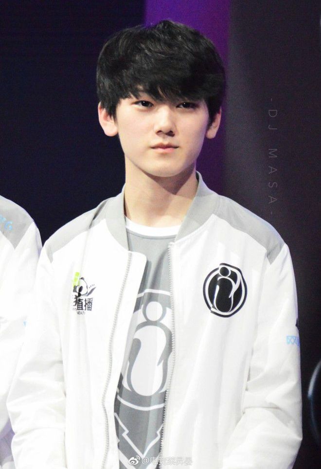 南京Hero久竞锁定2022KPL夏季赛常规赛第三轮A组