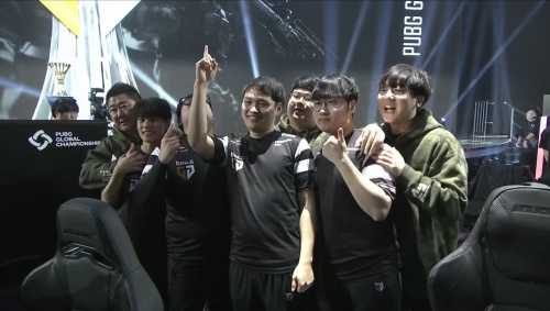 FURIA教练sidde：打了一场可耻且灾难性的比赛