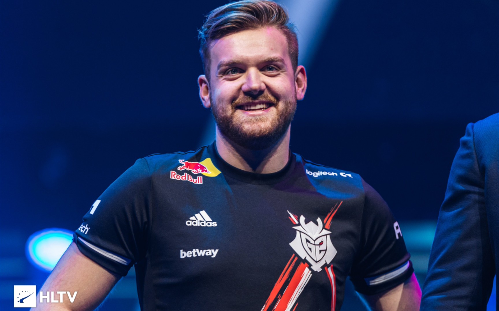 EF输了但仍然赢了！Baicai撕裂了 XANTARES 并且 TyLoo 翻盘赢得了加时赛，拿下了第一张图